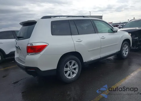 2011 Toyota Highlander Base V6 from USA, damaged, VIN 5TDZK3EH2BS031199